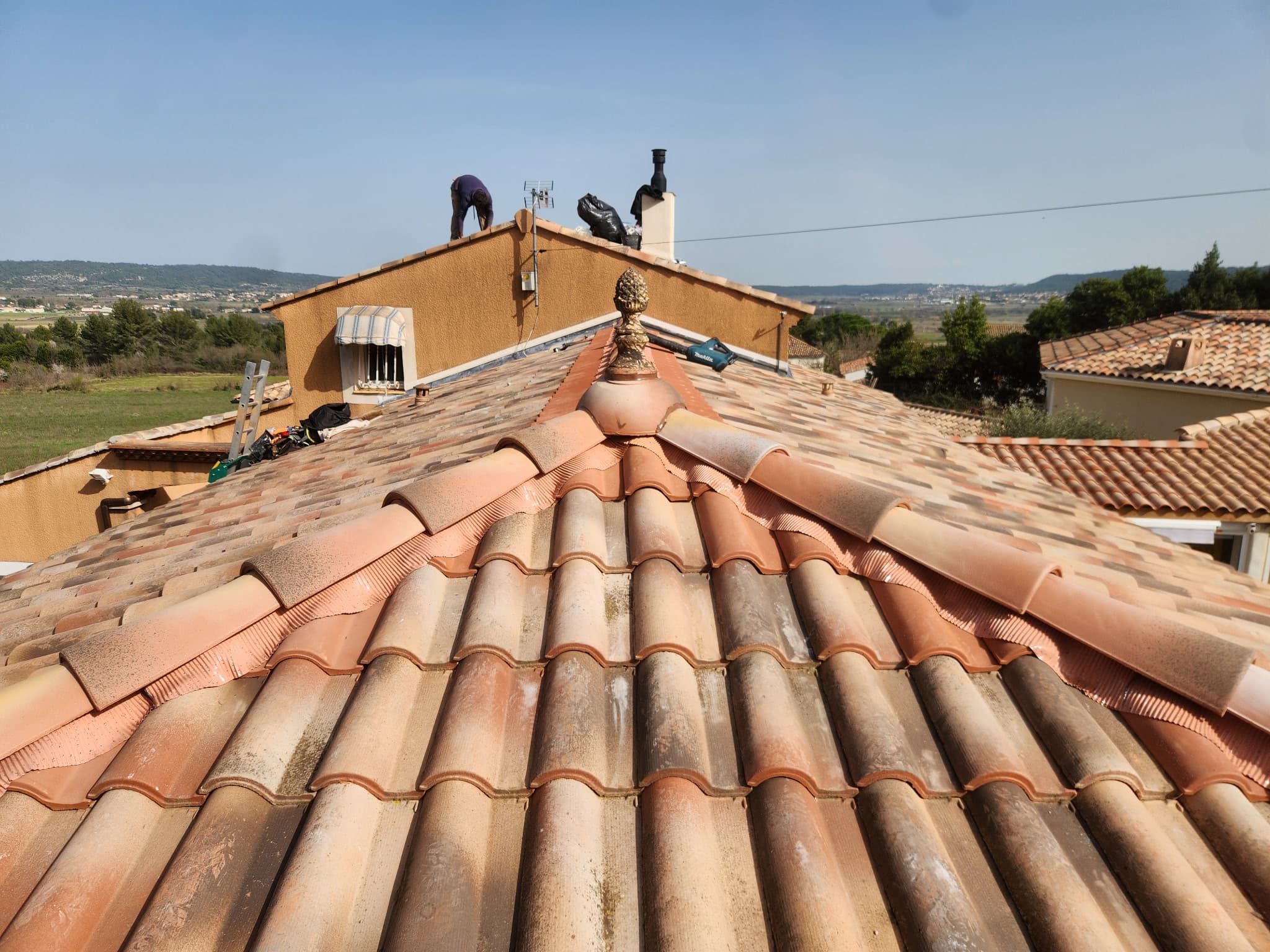 Réfection du Faîtage et des Araignées – Calvisson