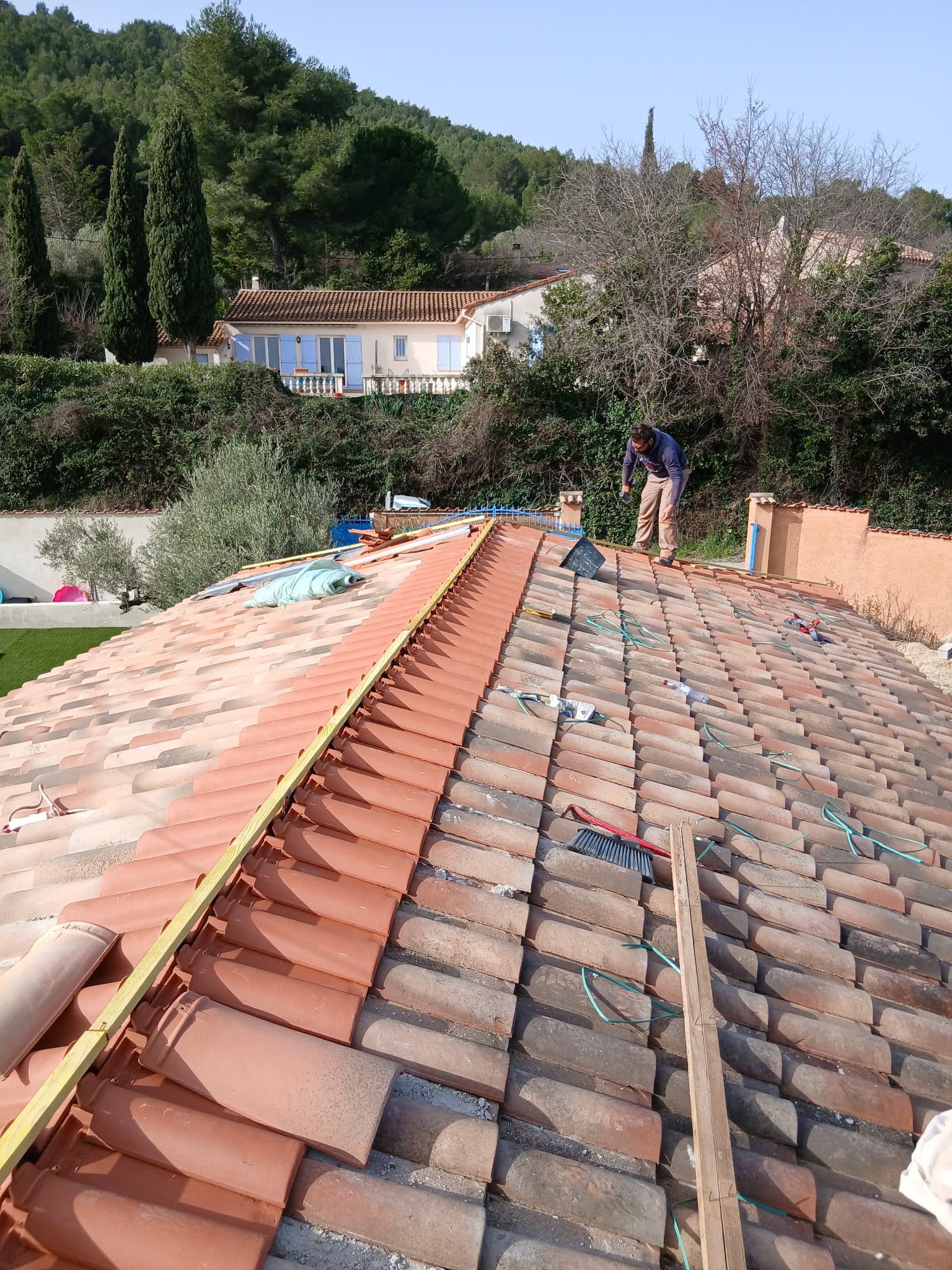 Réfection du Faîtage et des Araignées – Calvisson