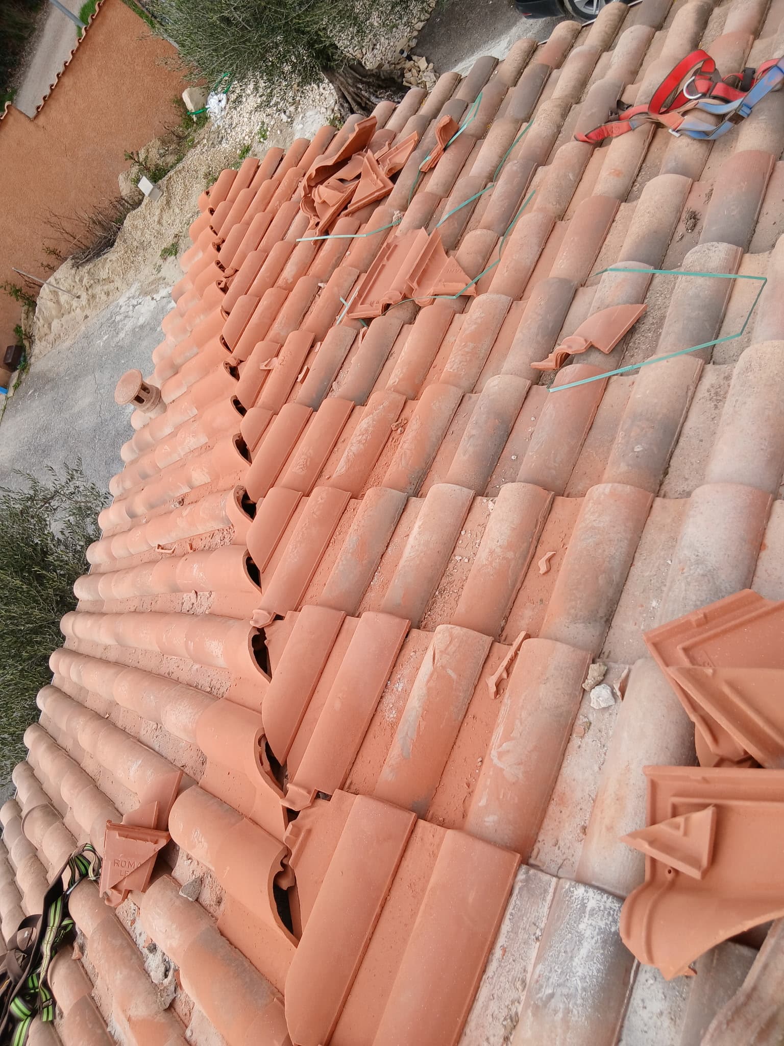 Réfection du Faîtage et des Araignées – Calvisson