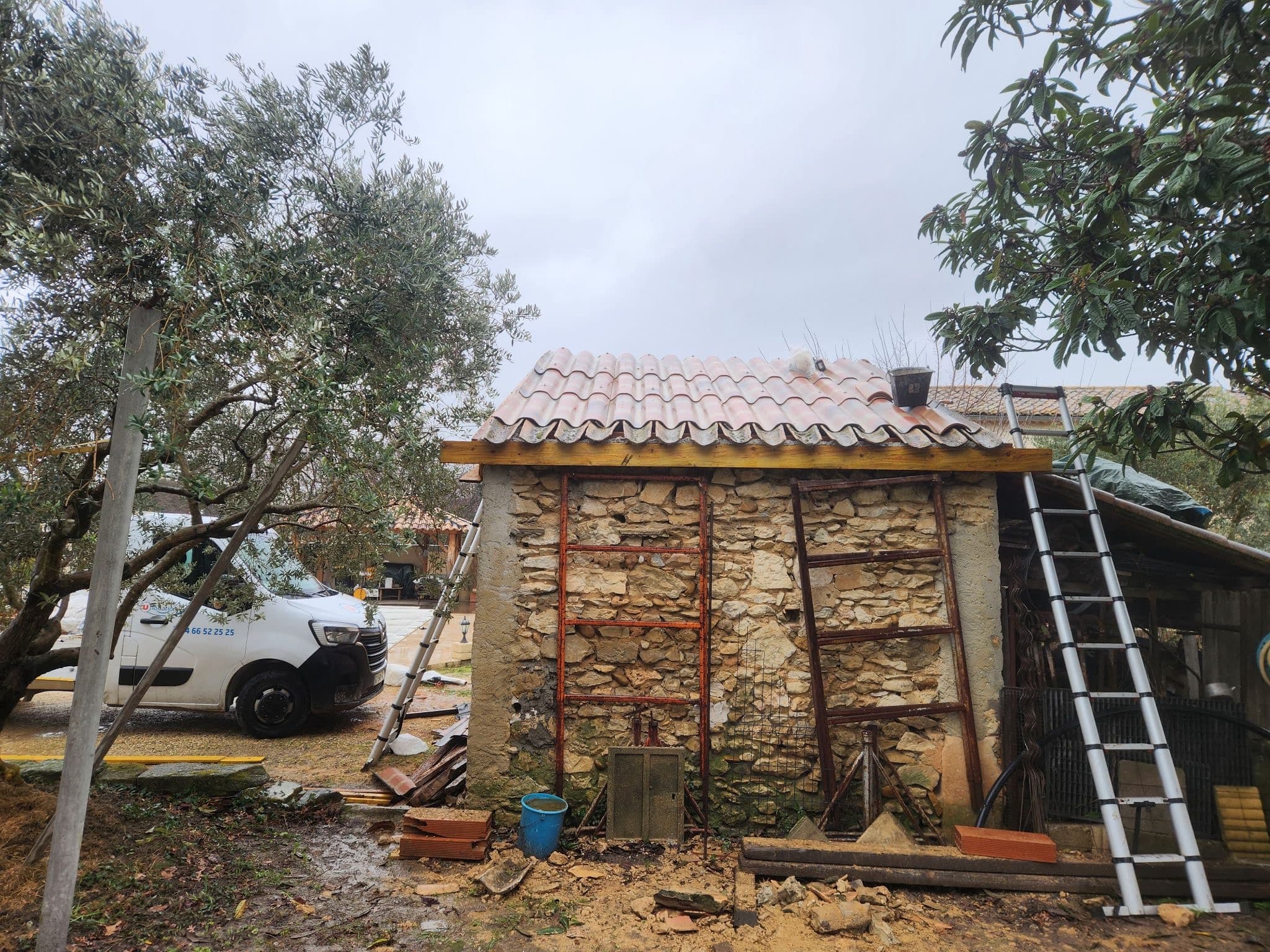 Réfection de Toiture d'un Cabanon en Pierre