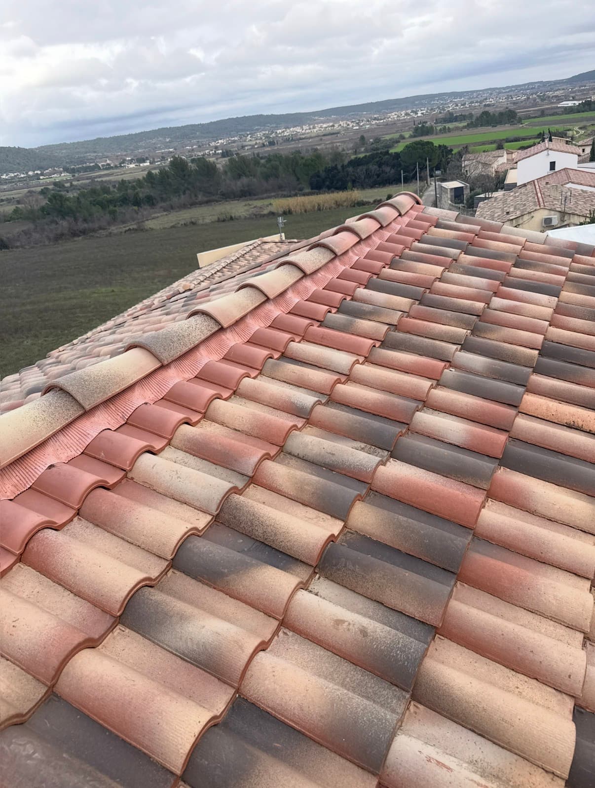 Réfection du Faîtage et des Araignées – Calvisson