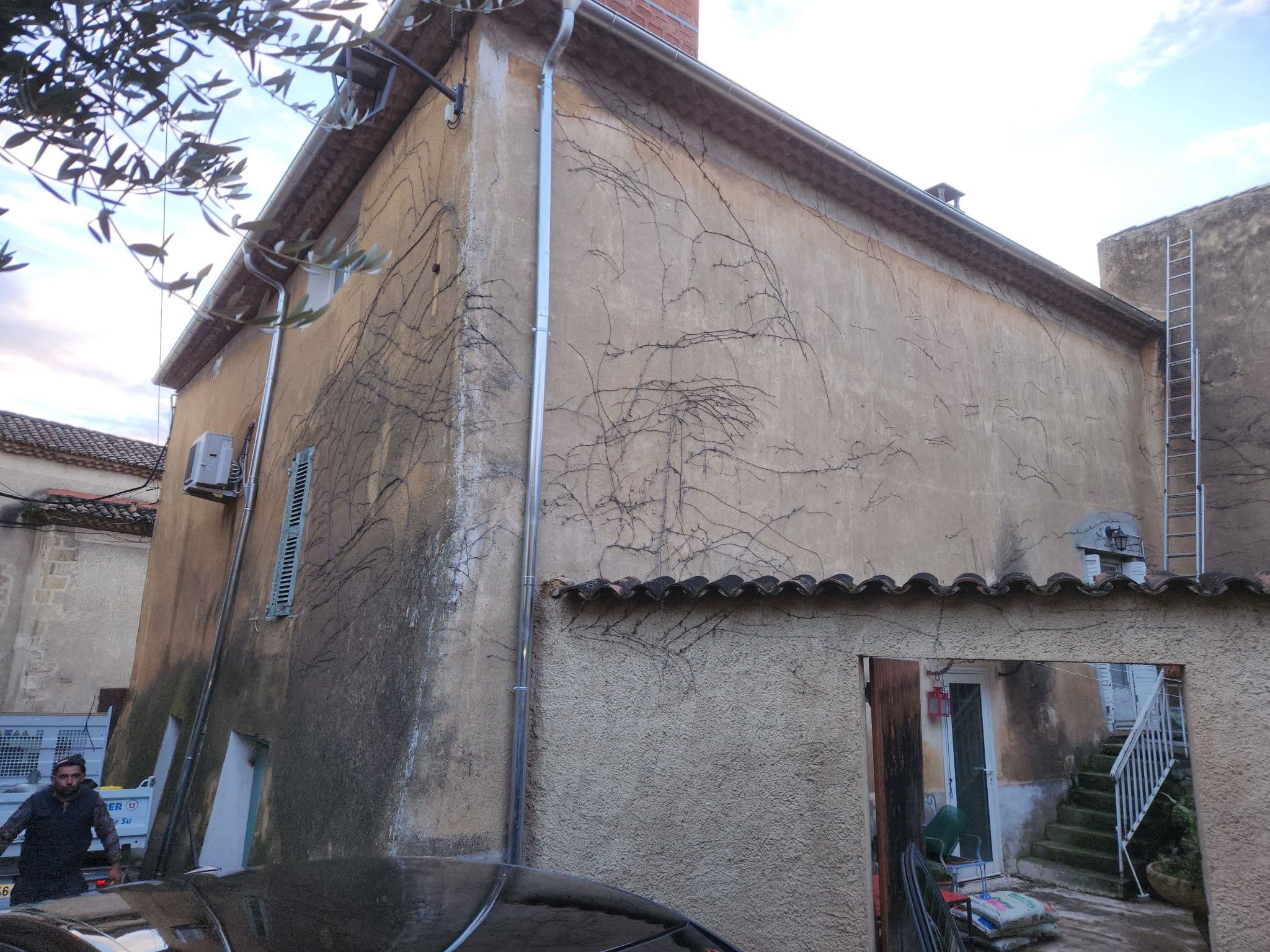 Pose de Gouttières en Centre-Ville